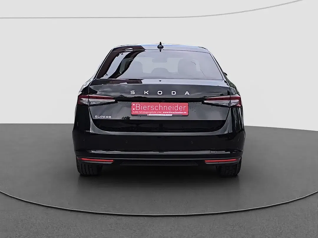 Skoda Superb - Thumbnail 9