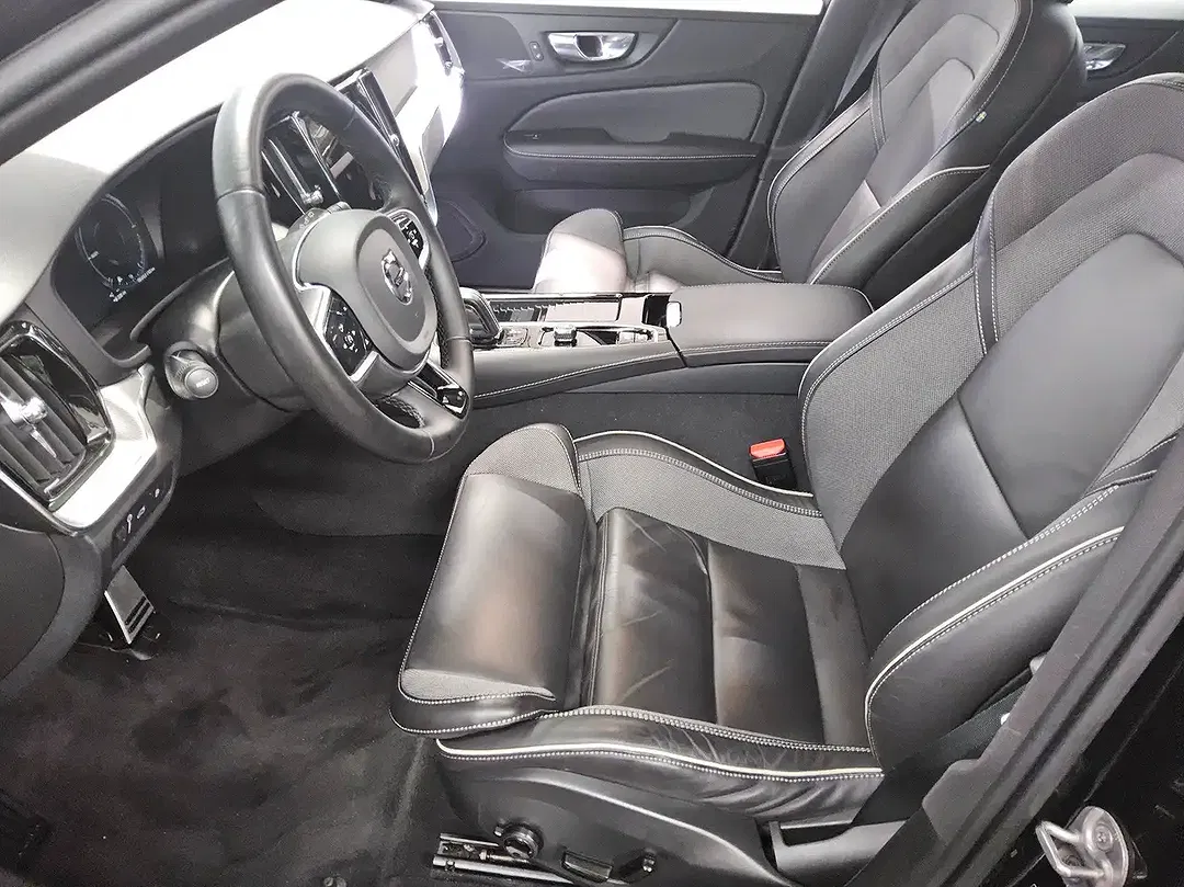 Volvo V60 - Thumbnail 9