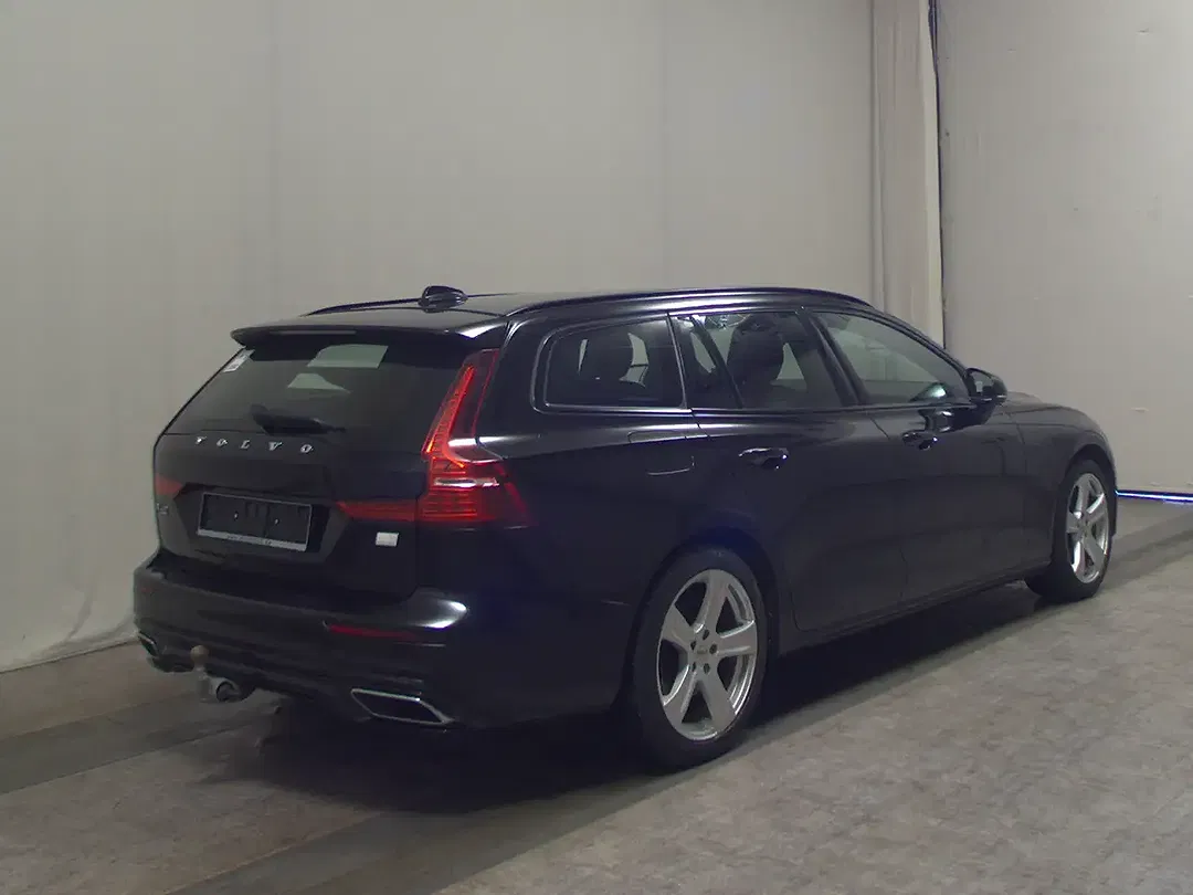 Volvo V60 - Thumbnail 4