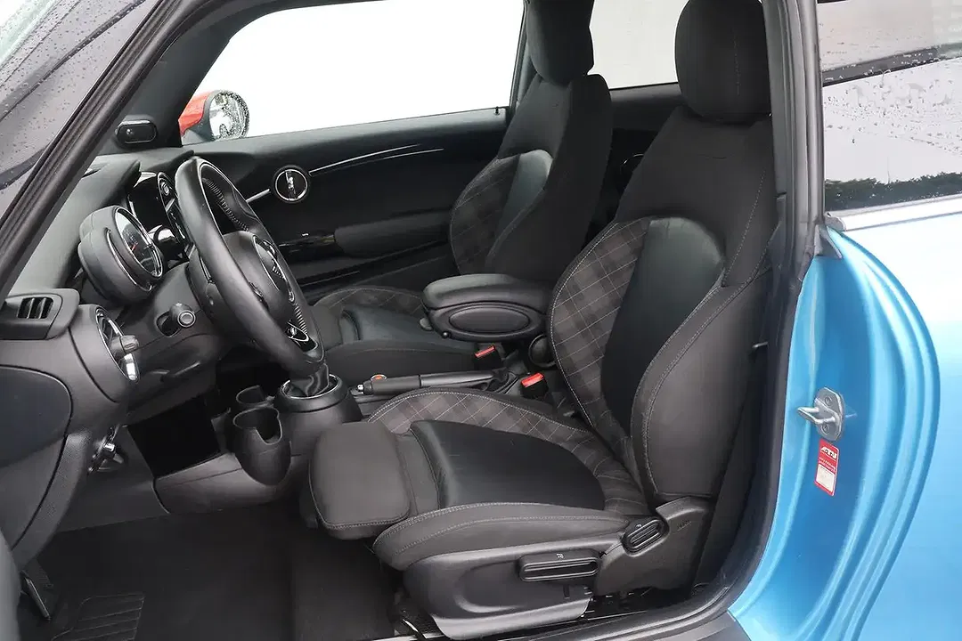 MINI Cooper - Thumbnail 8