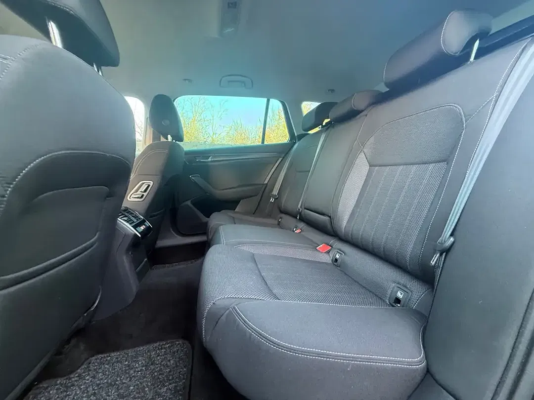 Skoda Superb - Thumbnail 12