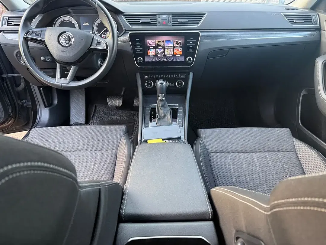Skoda Superb - Thumbnail 15
