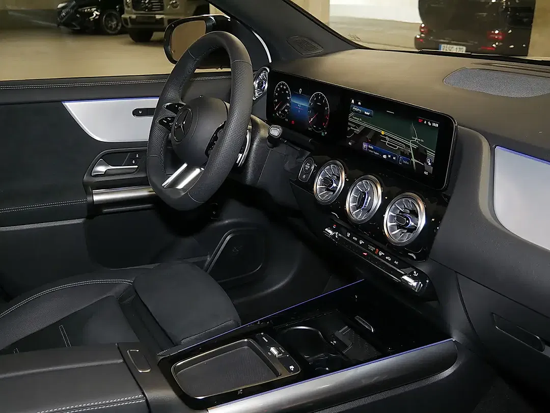 Mercedes-Benz GLA 200 - Thumbnail 6