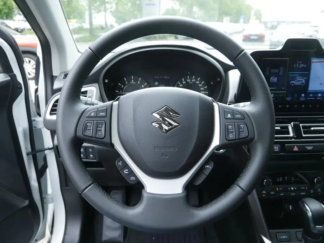 Suzuki S-Cross - Thumbnail 11
