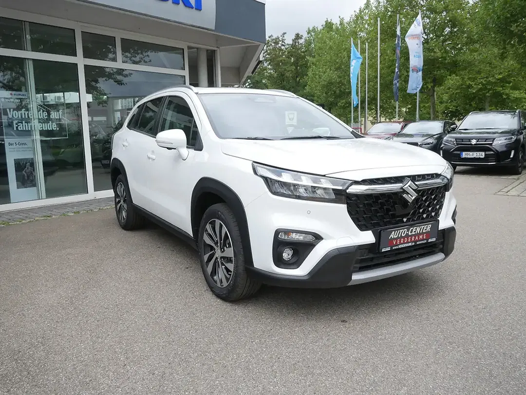Suzuki S-Cross - Thumbnail 4