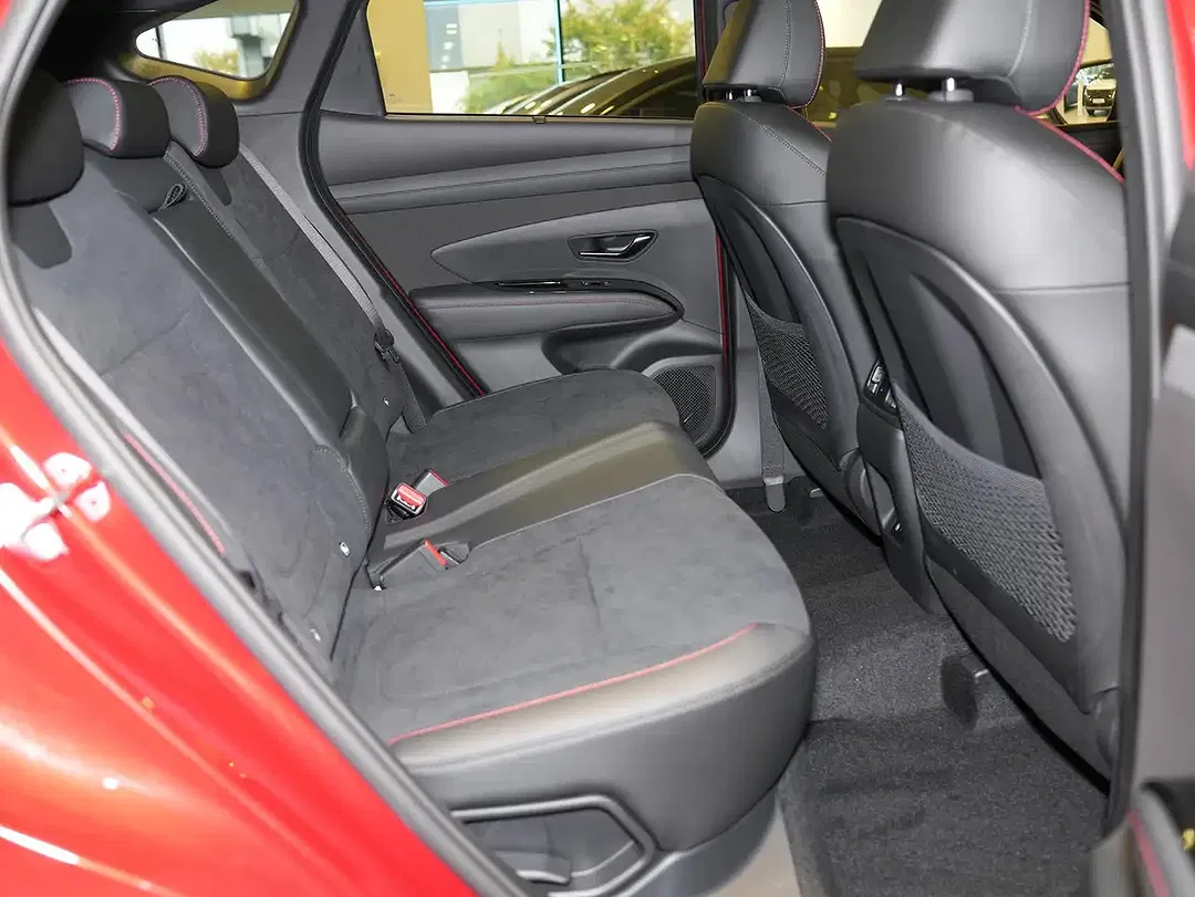 Hyundai TUCSON - Thumbnail 9