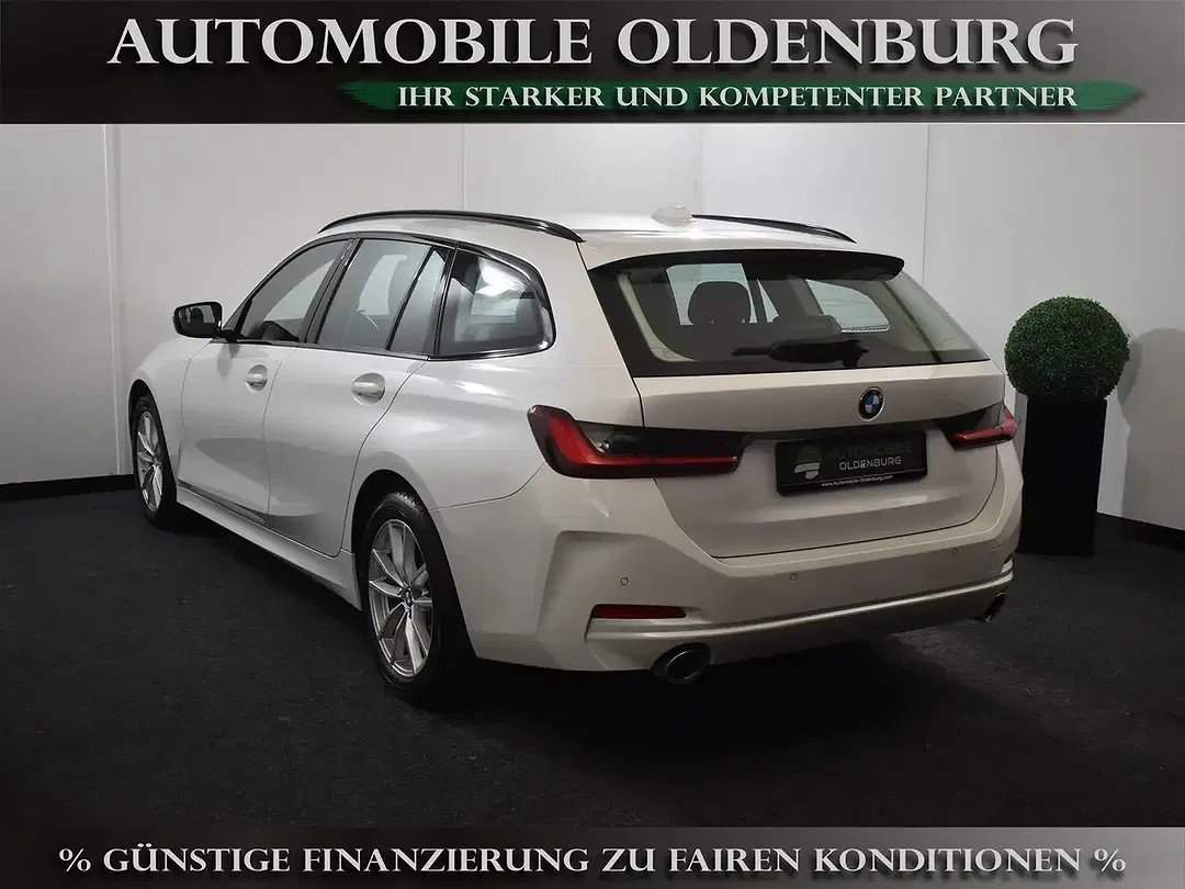 BMW 320 - Thumbnail 8