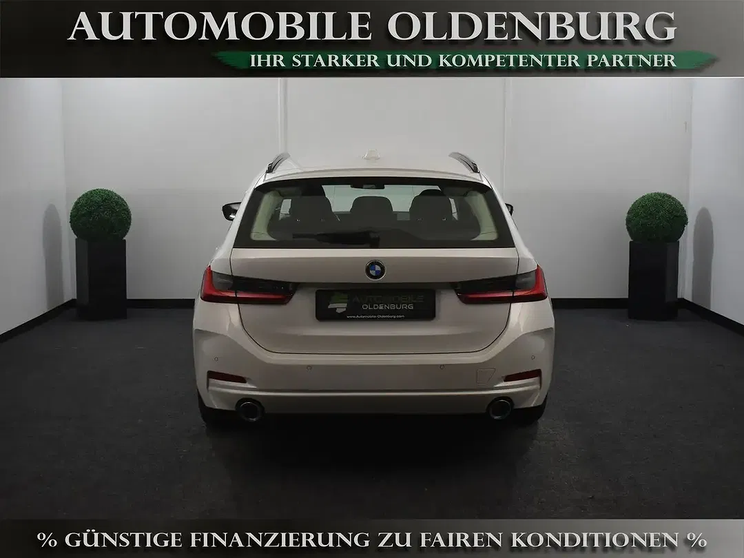 BMW 320 - Thumbnail 9