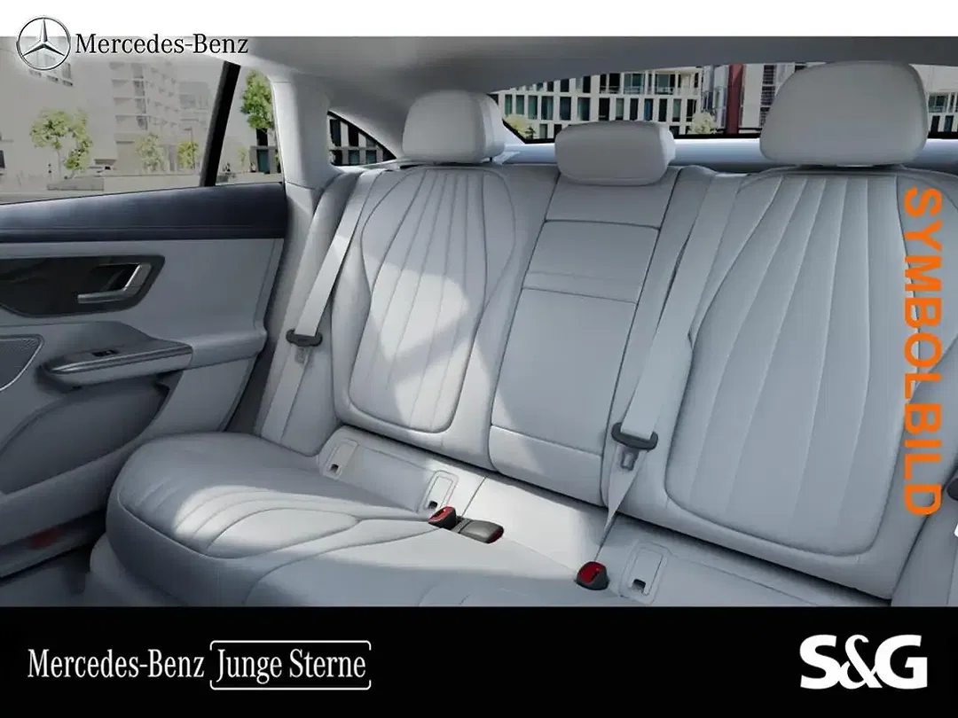 Mercedes-Benz EQE 300 - Thumbnail 13
