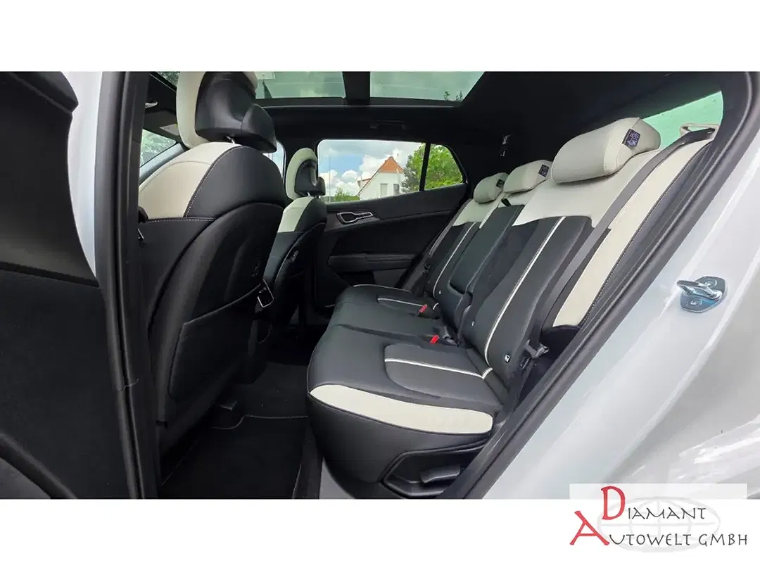 Kia Sportage - Thumbnail 11