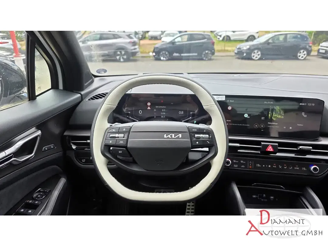 Kia Sportage - Thumbnail 13
