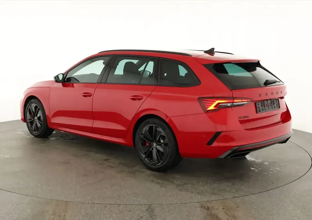 Skoda Octavia - Thumbnail 4