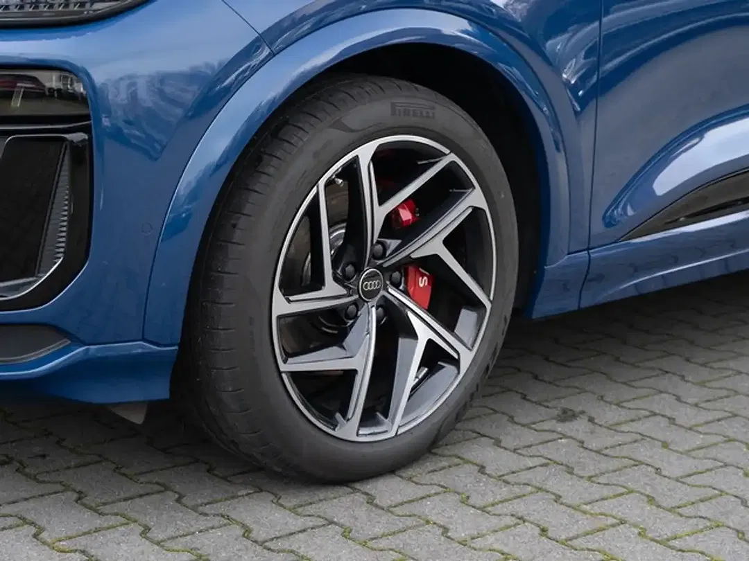 Audi SQ6 e-tron - Thumbnail 10