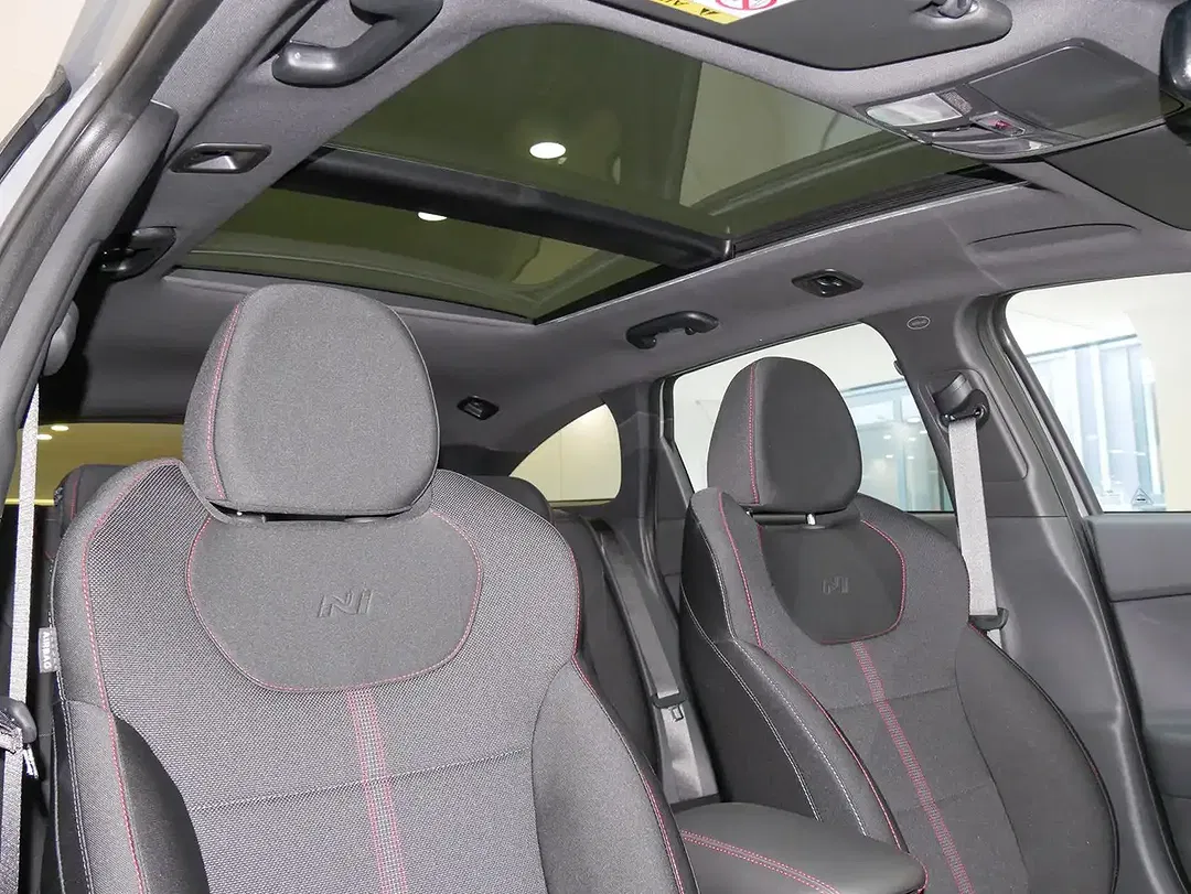 Hyundai i30 - Thumbnail 3
