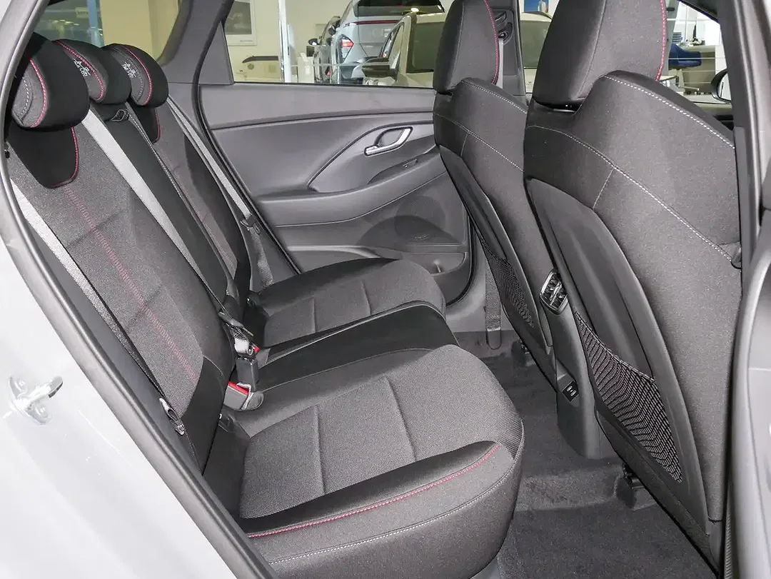 Hyundai i30 - Thumbnail 9