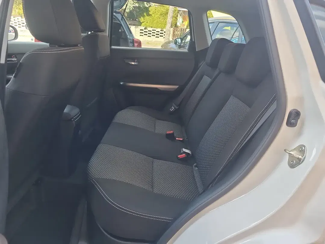 Suzuki Vitara - Thumbnail 15