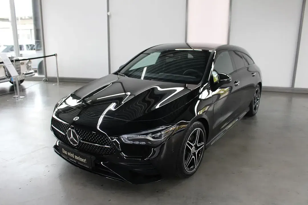 Mercedes-Benz CLA 200 - Thumbnail 1