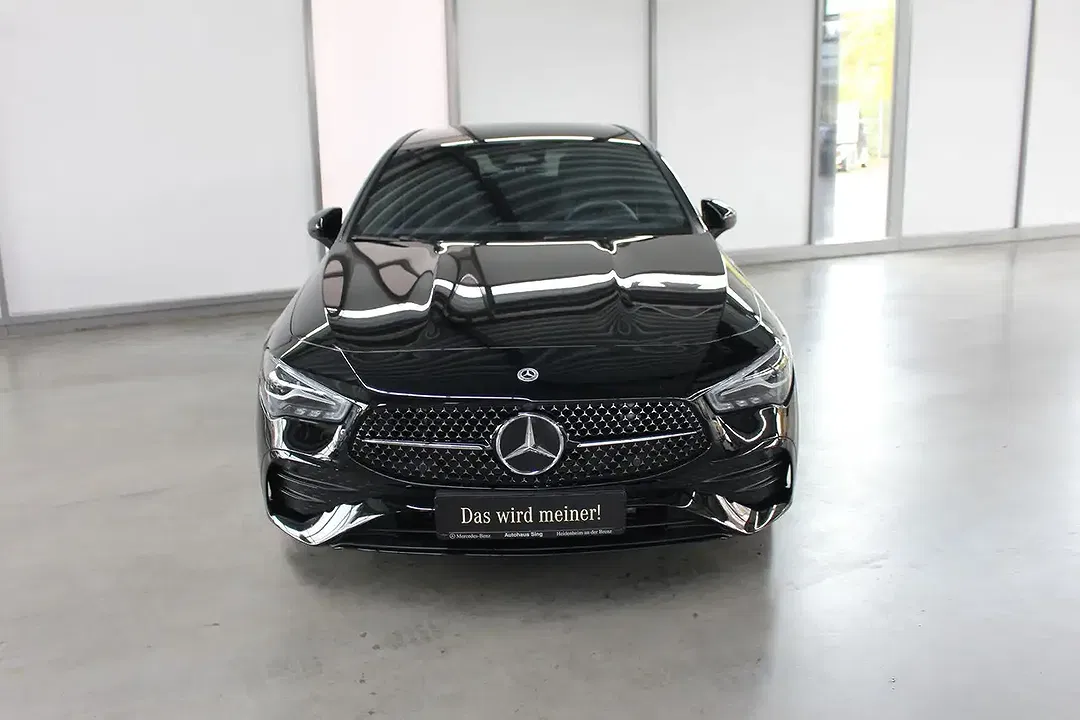 Mercedes-Benz CLA 200 - Thumbnail 2