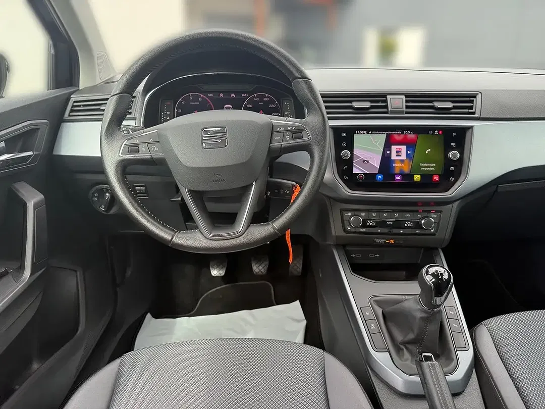 SEAT Arona - Thumbnail 12