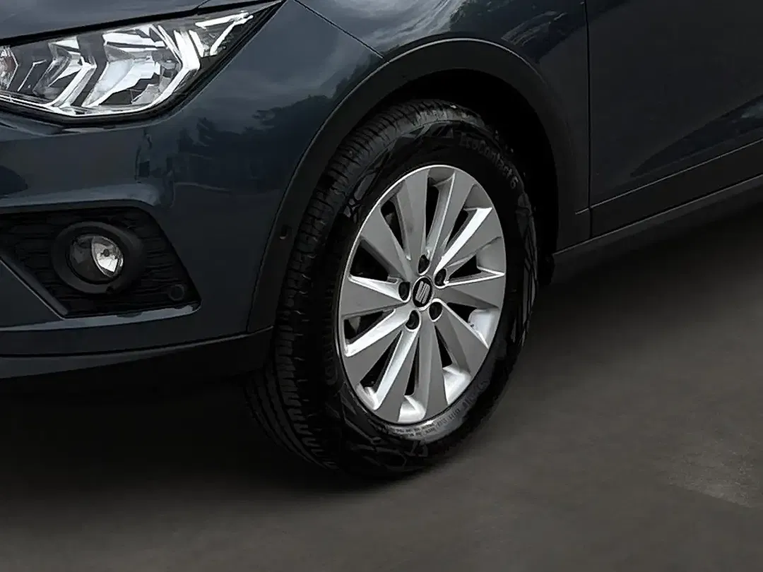 SEAT Arona - Thumbnail 8