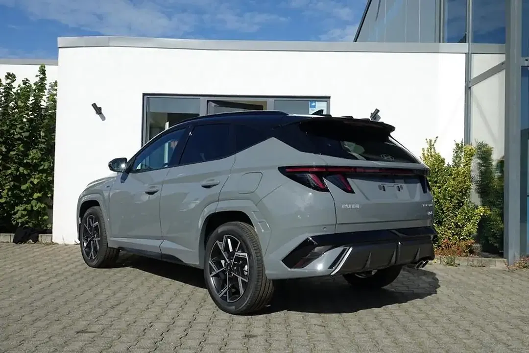Hyundai TUCSON - Thumbnail 1