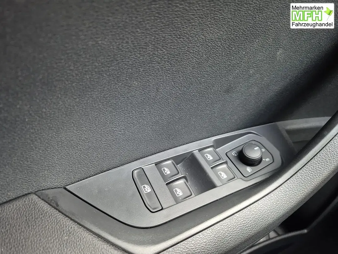 Skoda Karoq - Thumbnail 13