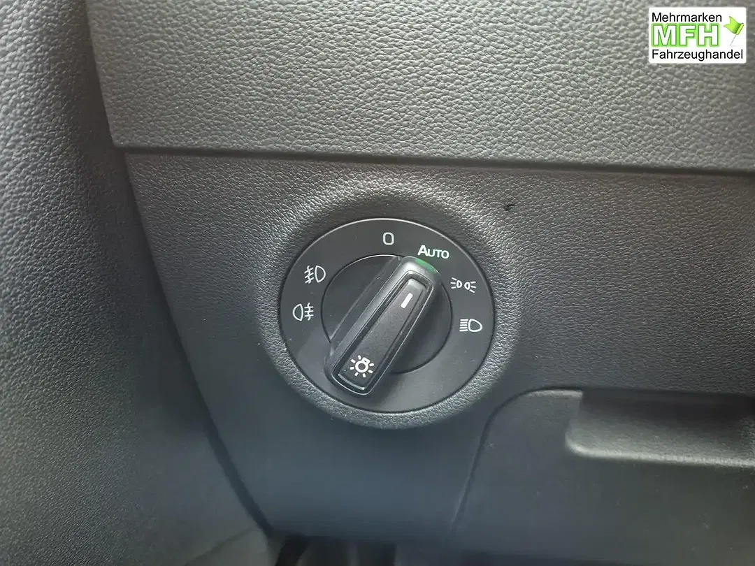Skoda Karoq - Thumbnail 14
