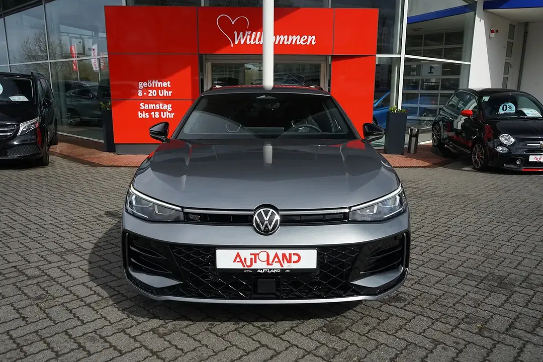 Volkswagen Passat Variant - Thumbnail 2