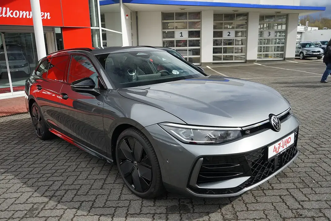 Volkswagen Passat Variant - Thumbnail 3