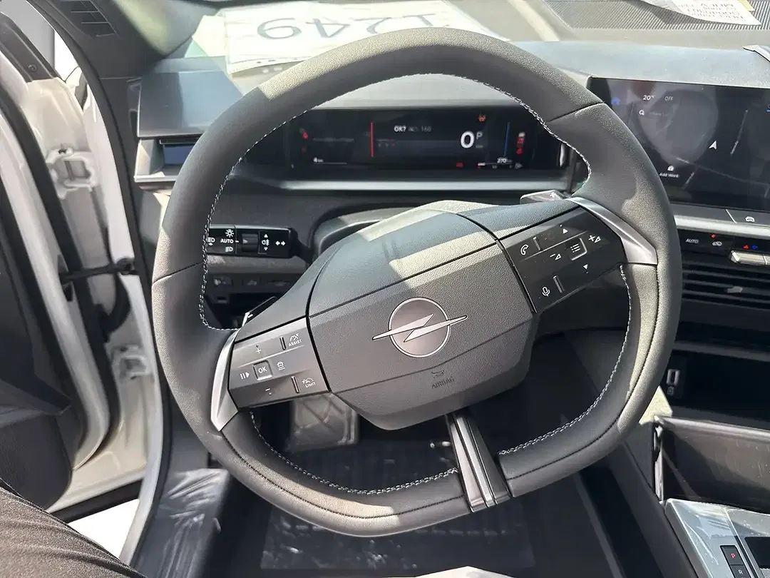 Opel Grandland - Thumbnail 9