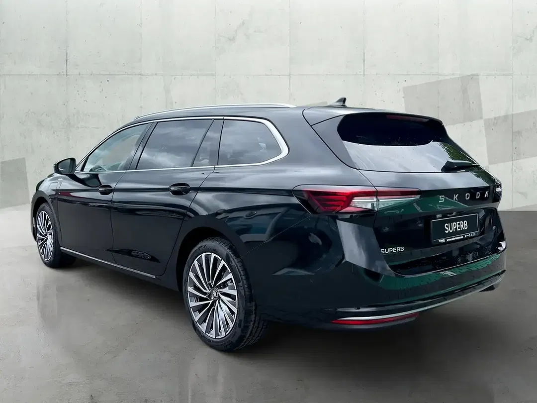 Skoda Superb - Thumbnail 3