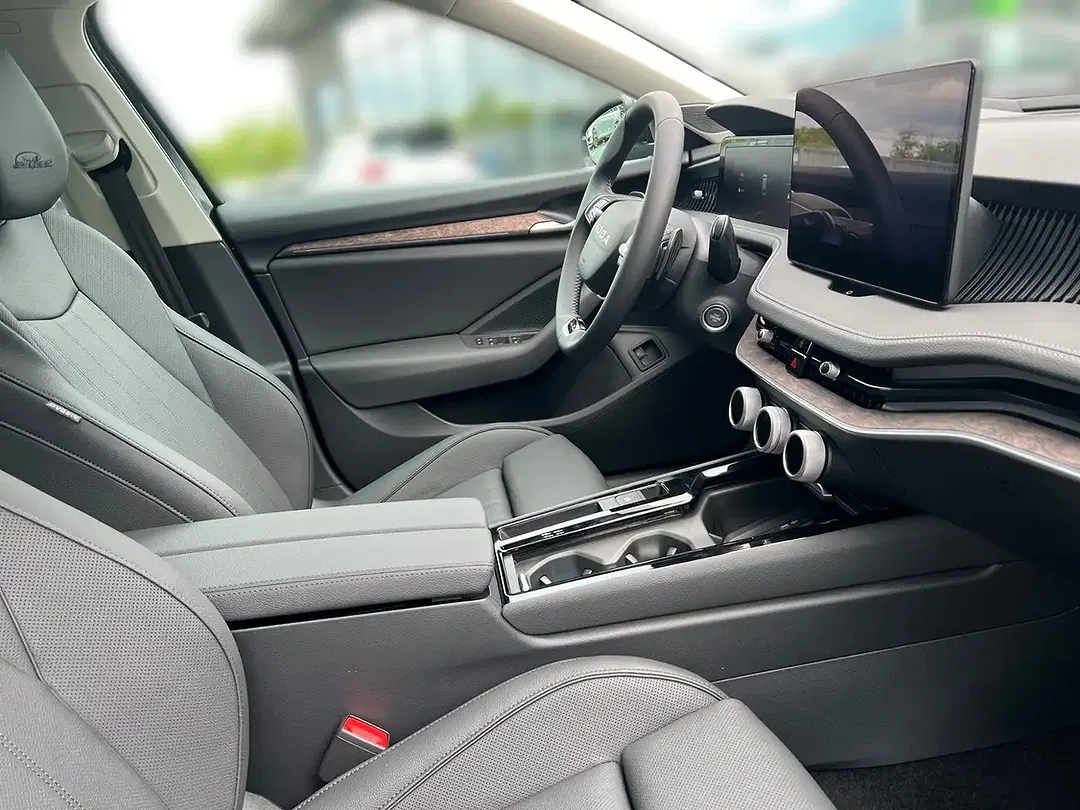Skoda Superb - Thumbnail 6