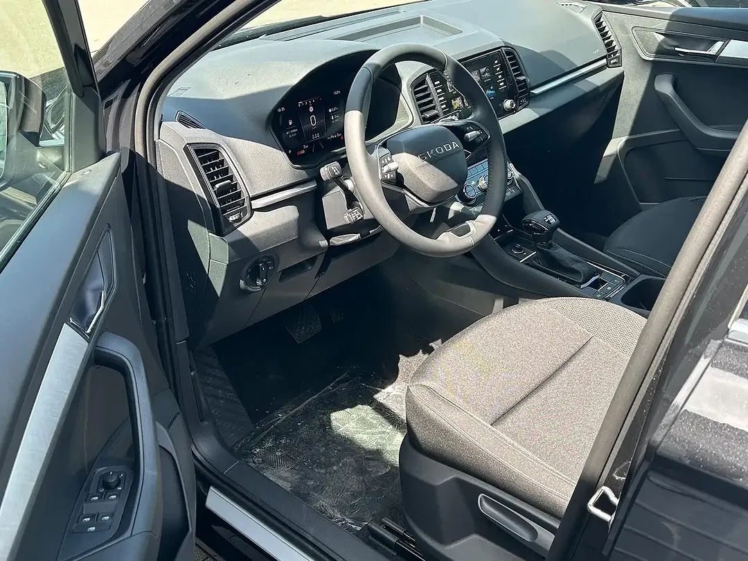 Skoda Karoq - Thumbnail 6