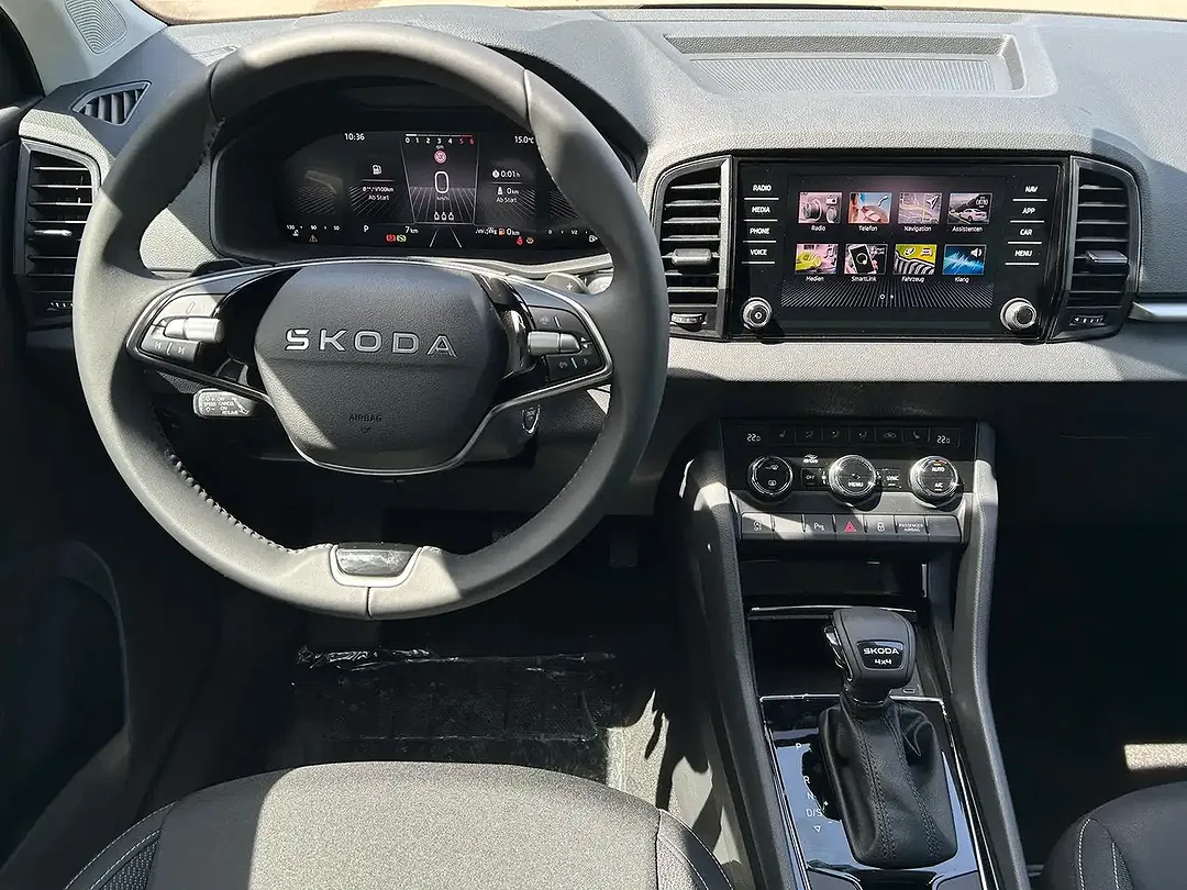 Skoda Karoq - Thumbnail 8