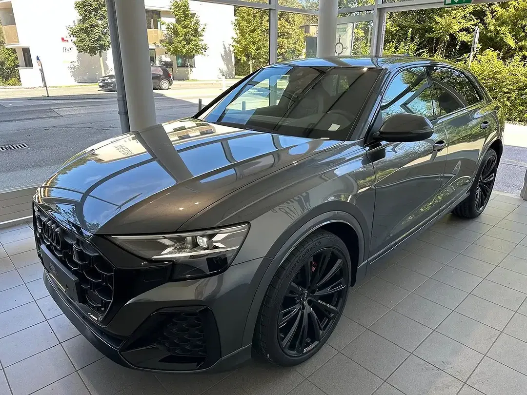 Audi Q8 - Thumbnail 4