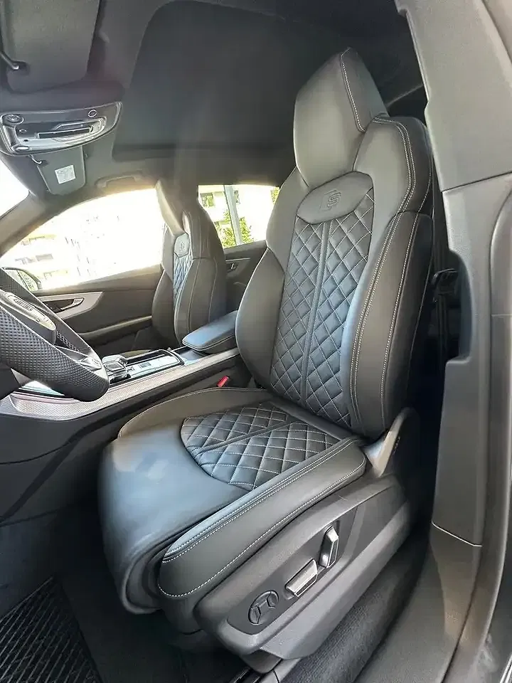 Audi Q8 - Thumbnail 8