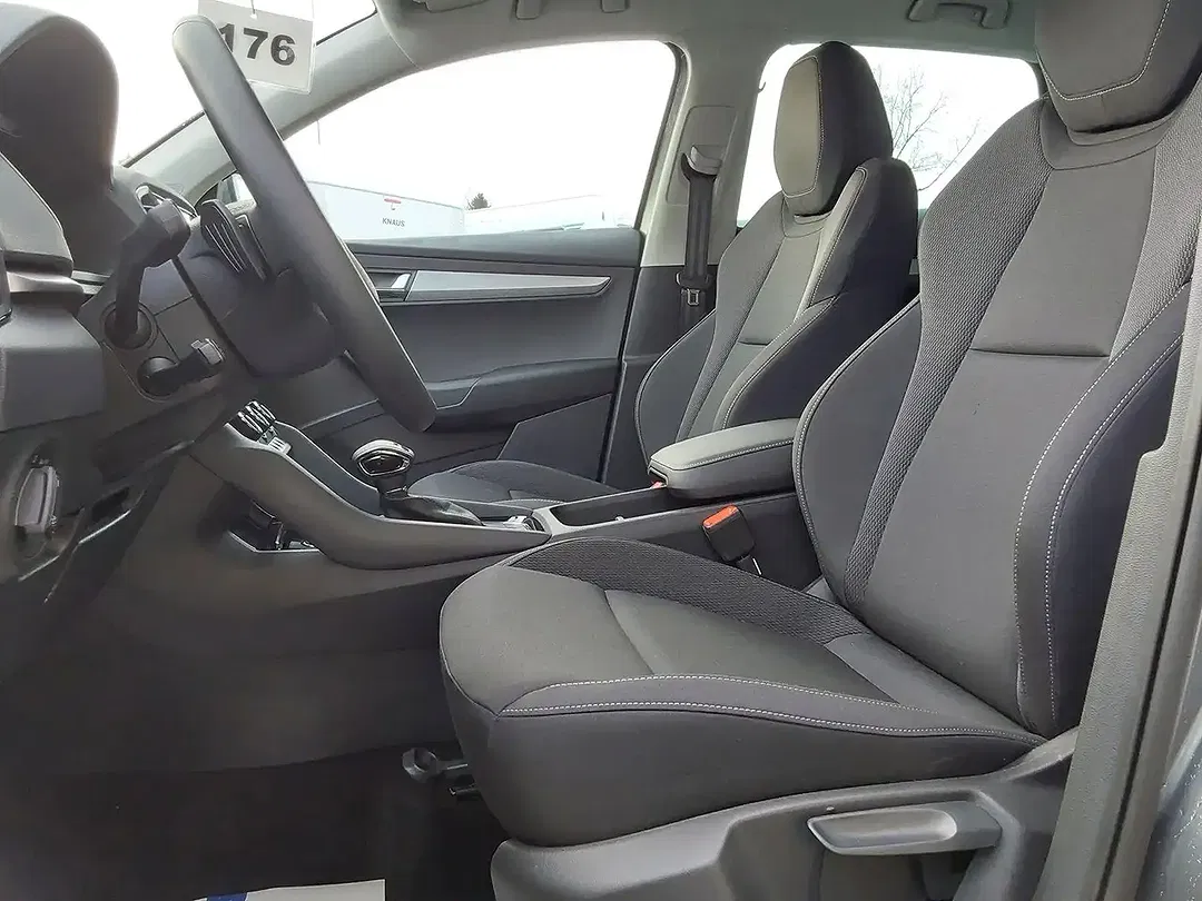 Skoda Karoq - Thumbnail 8