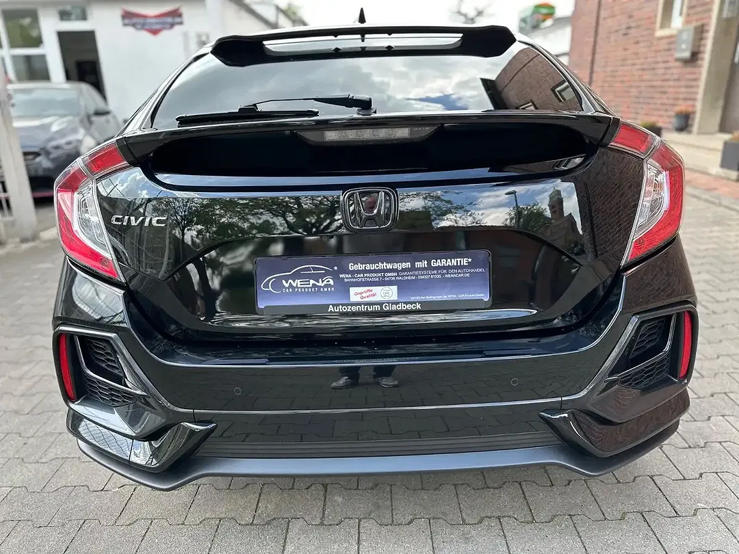 Honda Civic - Thumbnail 3