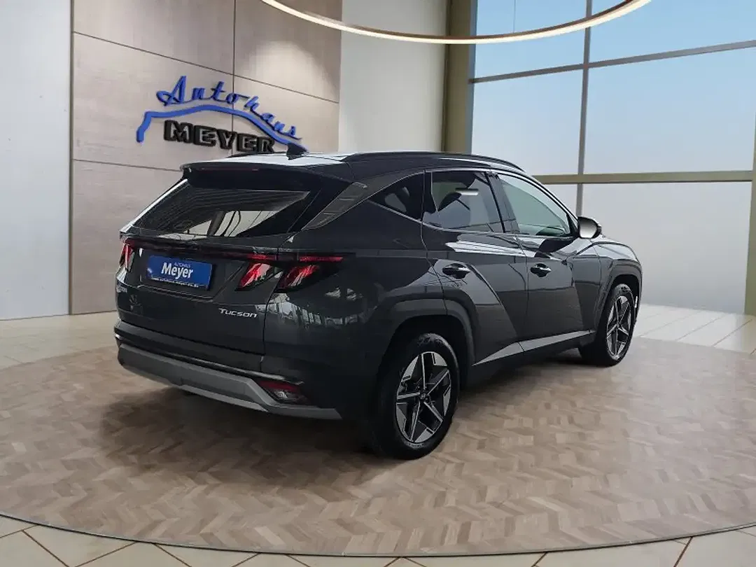 Hyundai TUCSON - Thumbnail 5