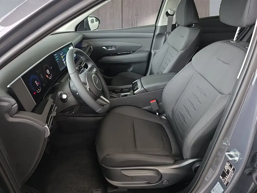 Hyundai TUCSON - Thumbnail 9