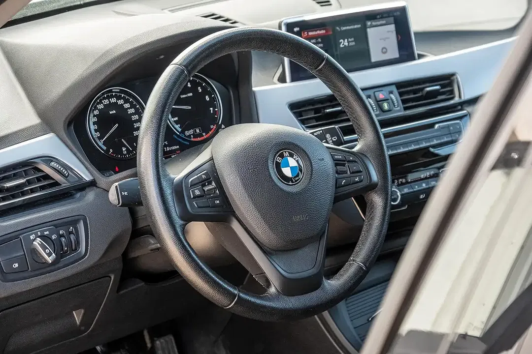 BMW X1 - Thumbnail 14