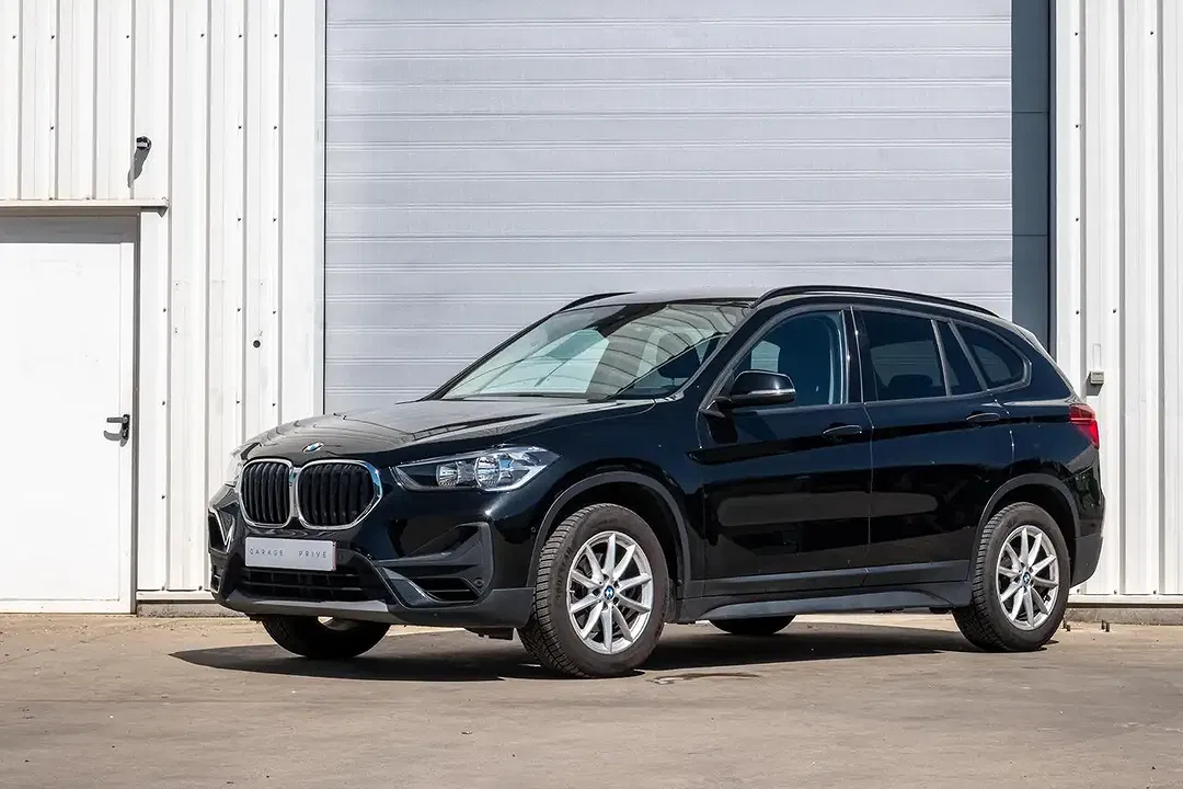 BMW X1 - Thumbnail 3