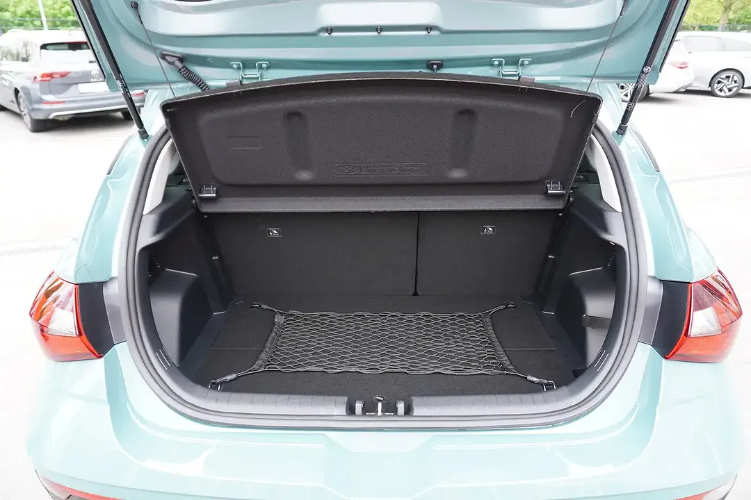 Hyundai i20 - Thumbnail 8