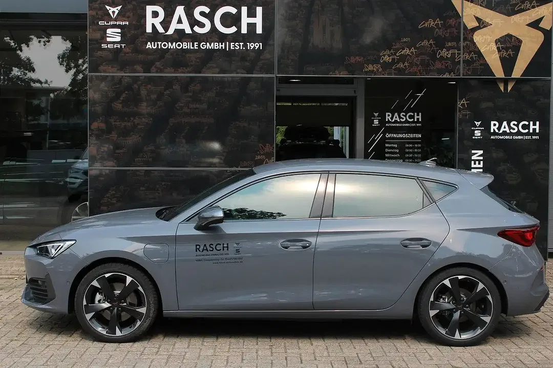 CUPRA Leon - Thumbnail 4