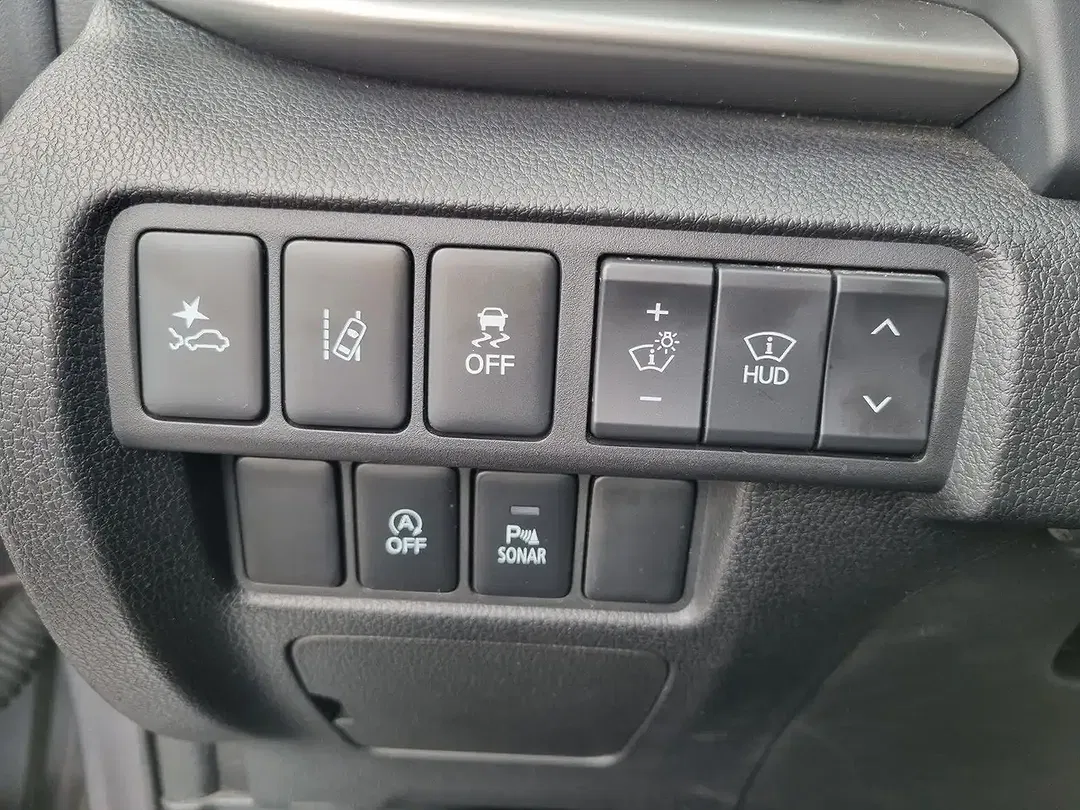 Mitsubishi Eclipse Cross - Thumbnail 8