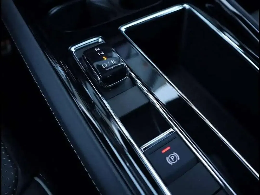 Skoda Enyaq - Thumbnail 14