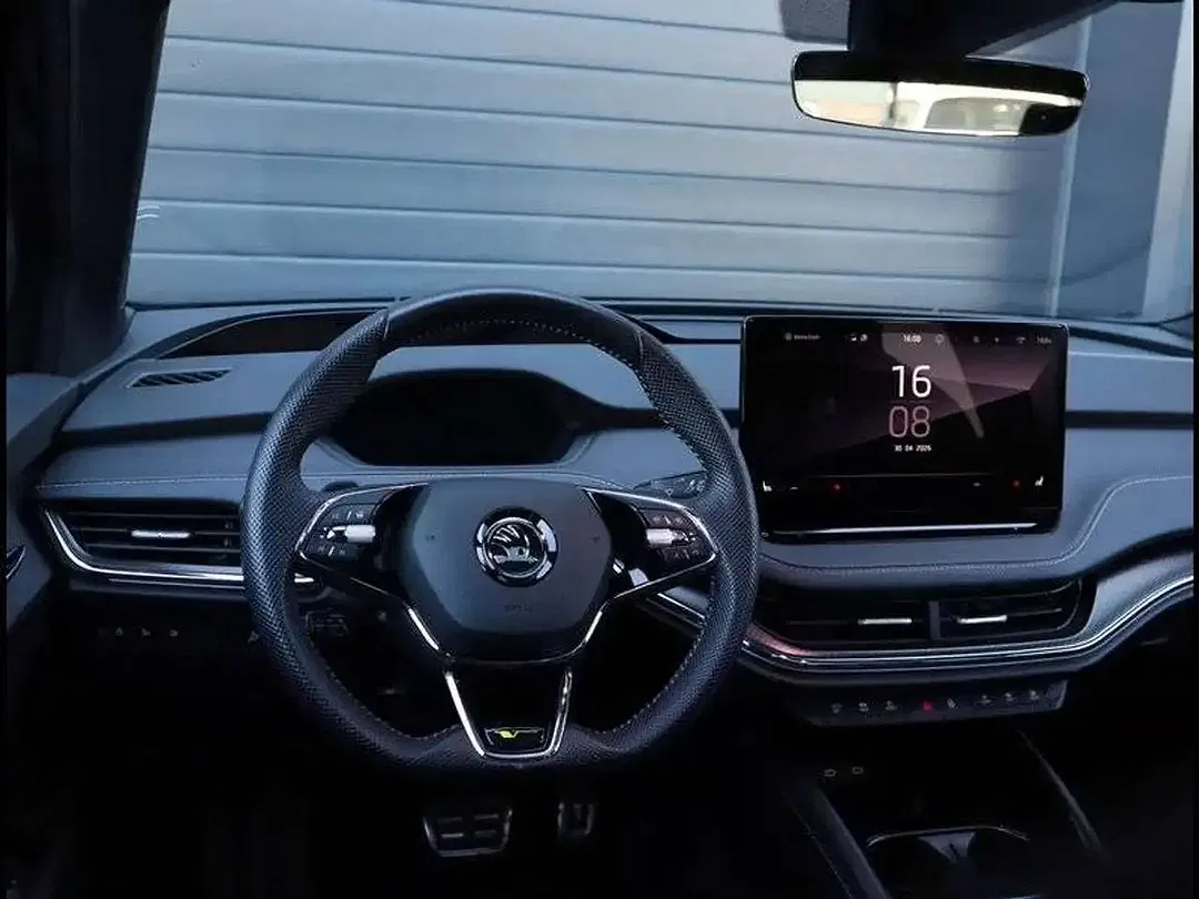 Skoda Enyaq - Thumbnail 7