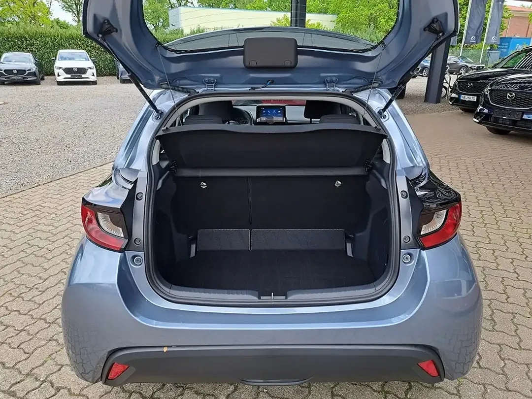Mazda 2 - Thumbnail 5