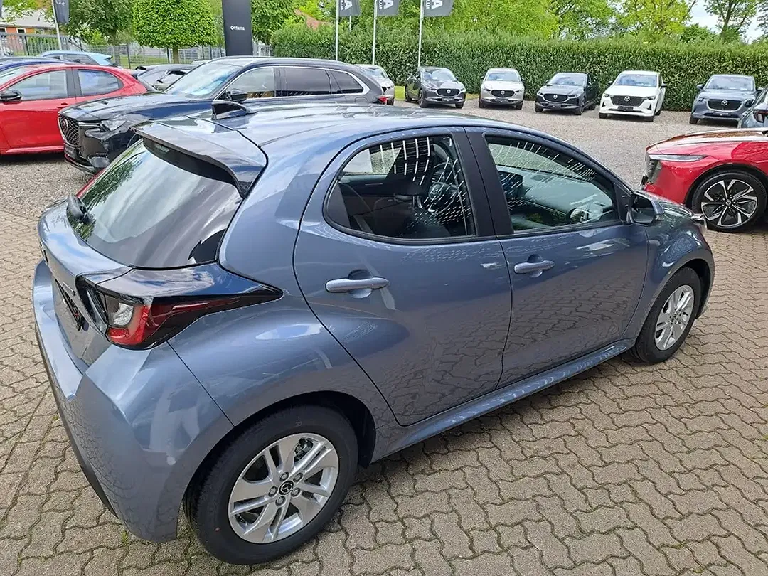 Mazda 2 - Thumbnail 6