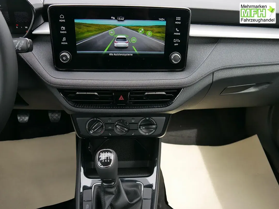 Skoda Fabia - Thumbnail 14